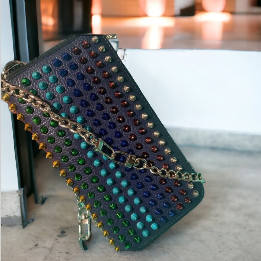 AUTH. C.LOUBOUTIN